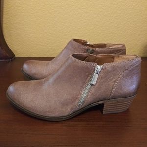 Ankle boot